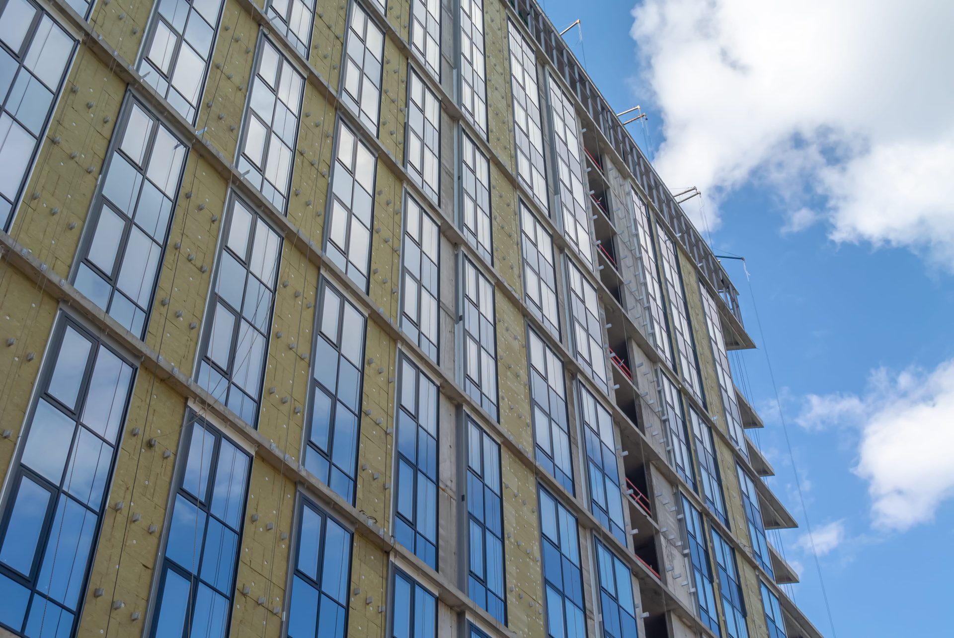 Energy-efficient cladding gains momentum as standards tighten
